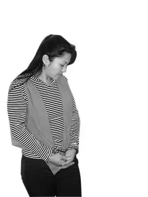 女毒贩借钱贩毒 打电话叫人来家买"奶粉"(图)