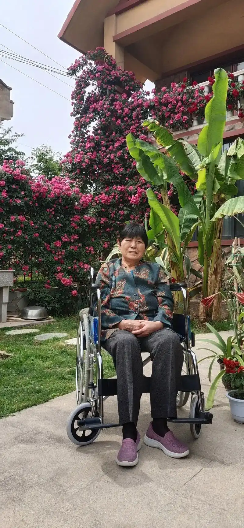 老妈来我家三个多月,昨天回家了,我感觉心里空荡荡的非常不舒服 - 抖