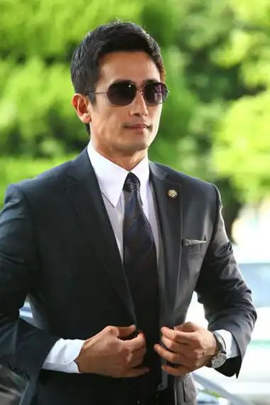 【图】韩男星车仁表个人资料 韩国欧巴戏外居然是居家好男人