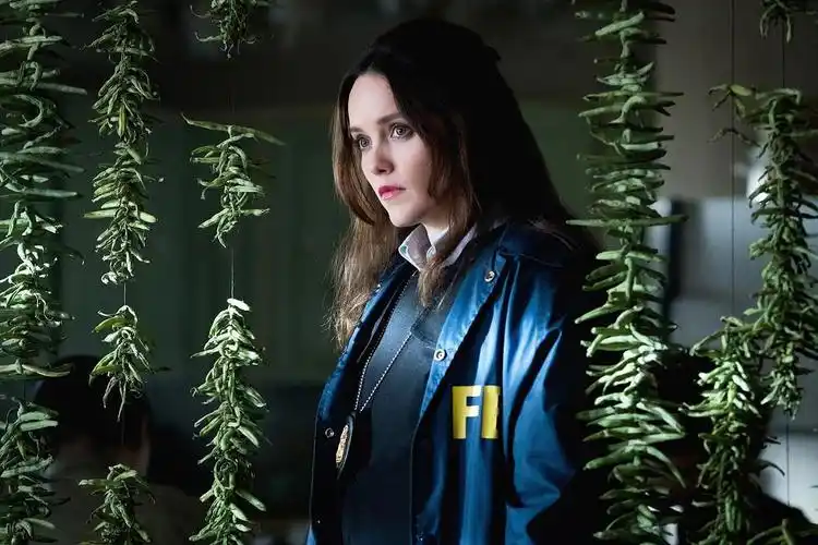 基本资料中文名称:克拉丽斯英文名称:clarice中文别名:克拉丽丝