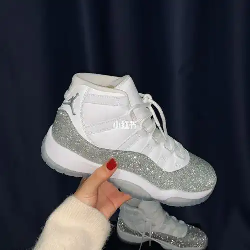 aj11满天星闪粉篮球婚鞋