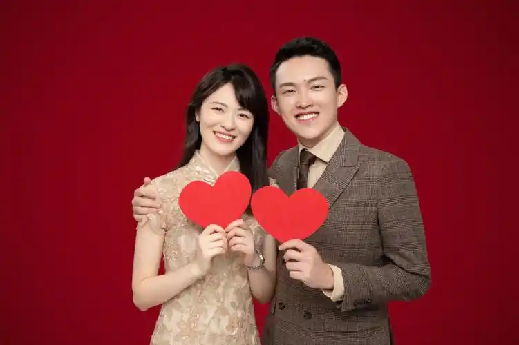 天真蓝复古风结婚登记照