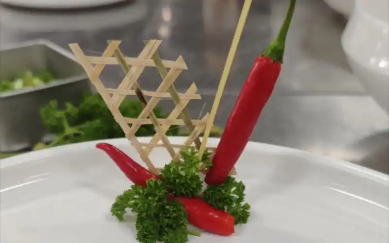 酒店打荷盘饰制作