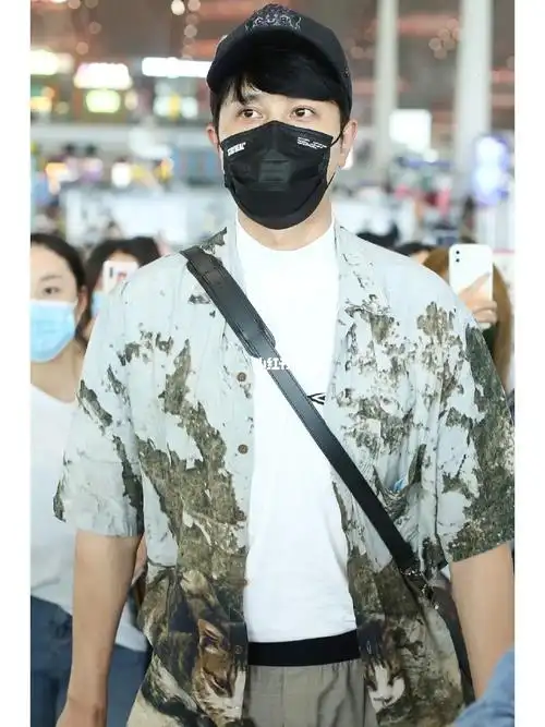 劳力士怎么样_路易威登怎么样_阳光之下彭冠英_娱乐_明星娱乐资讯