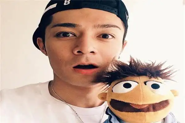 80后香港男星颜值排行榜:陈伟霆第二,第十名门出身