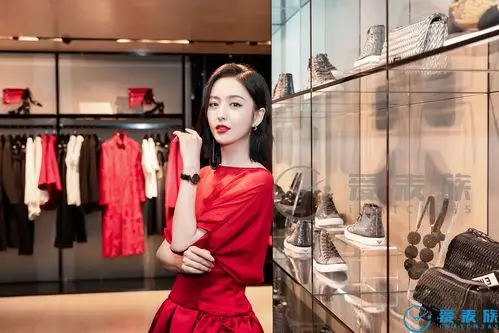 佟丽娅出席emporio armani满天星系列限量款腕表发布会