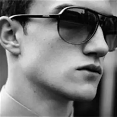 男人头像高清图片成熟霸气超拽男人欧美范头像图片大全