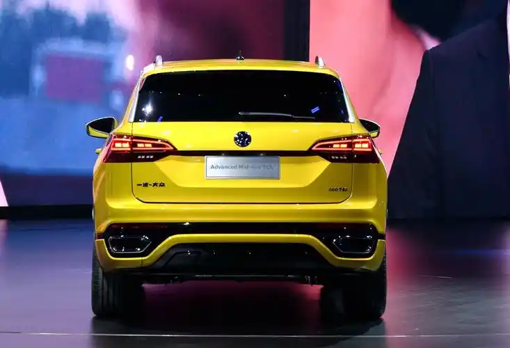 3分钟看车圈:华晨中华v9路试谍照曝光/一汽-大众tayron将11月上