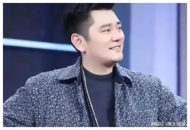 离开湖南卫视的主持人过得如何只身一人的他生活成了笑话