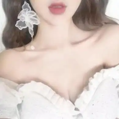 性感锁骨头像高清半身不露脸的女生头像锁骨露肩吊带图片