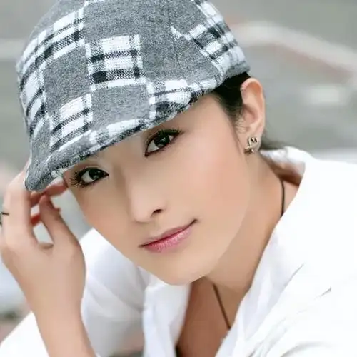 回顾徐百慧出道18年无绯闻40岁不结婚父亲是她单身的底气