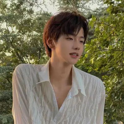 帅哥头像阳光帅气照片超酷男生气质高清头像图片