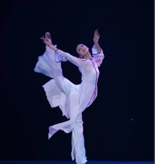 过河舞蹈_抖音过河手势舞教程怎么做 过河手势舞慢动作视频教程学习