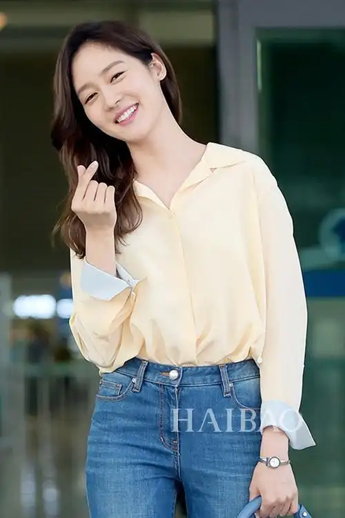 成宥利2017年5月20日韩国仁川机场街拍:准备前往夏威夷