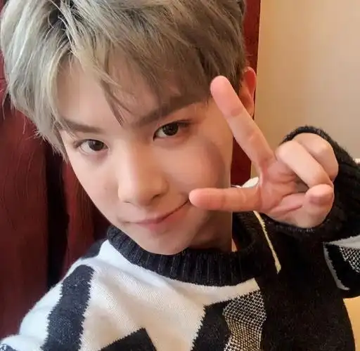 46黄明昊头像第八弹