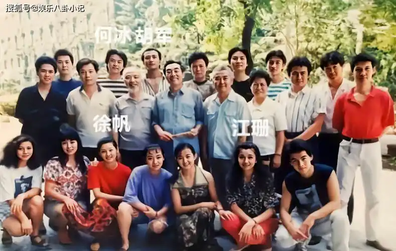 同桌是我这辈子做的最正确的事,儿子长相英俊比他帅_李海洋_表演_成绩