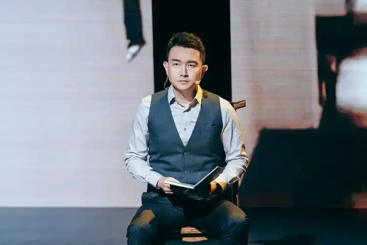 红色广播剧线下行,smg主持人携《千里江山图》演读会亮相九棵树