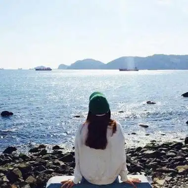 微信背影头像海边太阳