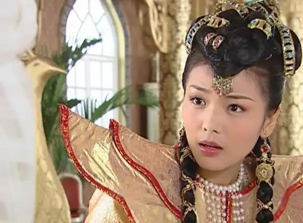 刘涛往事:因天龙八部打开一线女星之路,也为绯闻风波埋下隐患