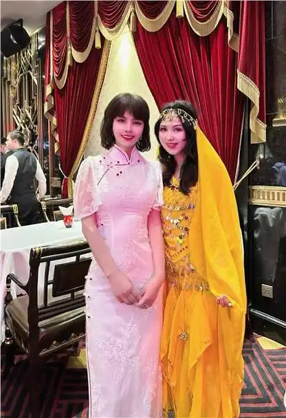 中国国际新闻杂志副社长张羽希venus主演新上海滩风云开机