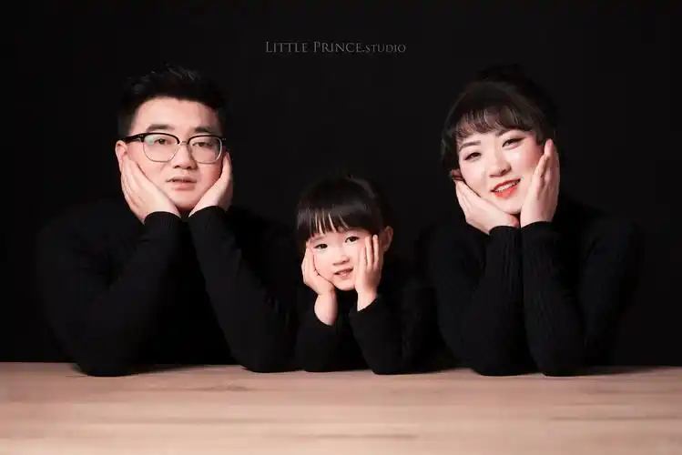 杨晶家庭全家福