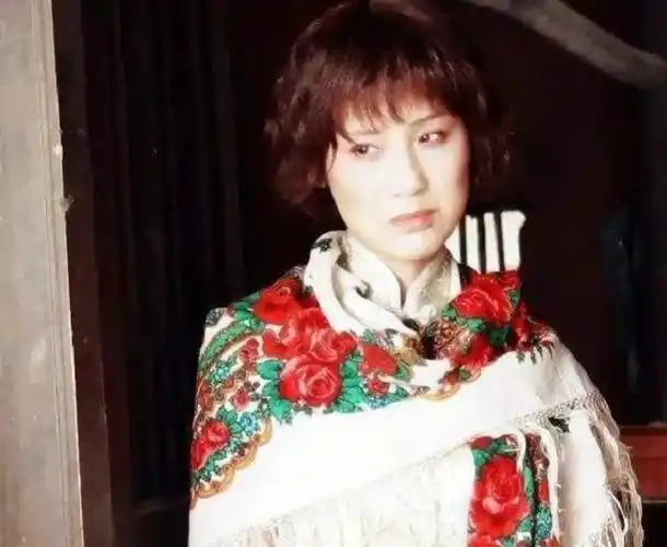 纪实李建群与导演陈家林,同居27年没有名分,64岁悄然离世