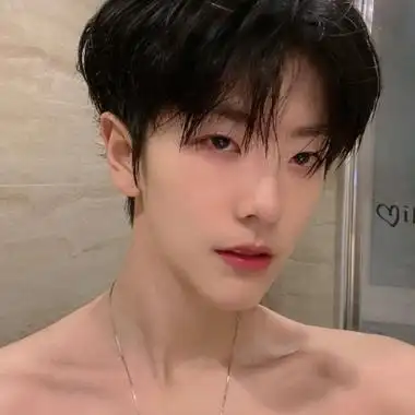 2021让人忍不住夸好看的男生头像