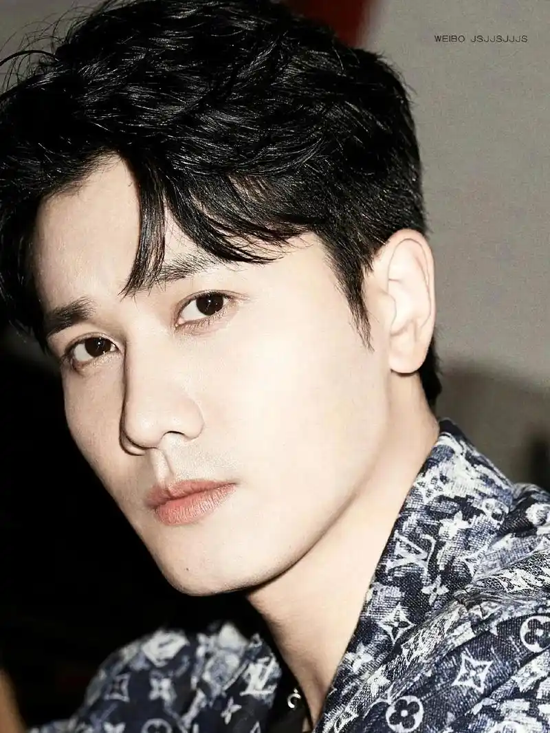 只是因为他是彭冠英#彭冠英 #闪闪发光的你 #全世界最好的你 - 抖音