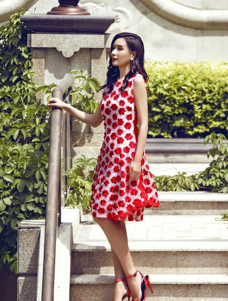 杨恭如:从影视玉女到文艺女神再到歌坛新人,多艺的她将复出!