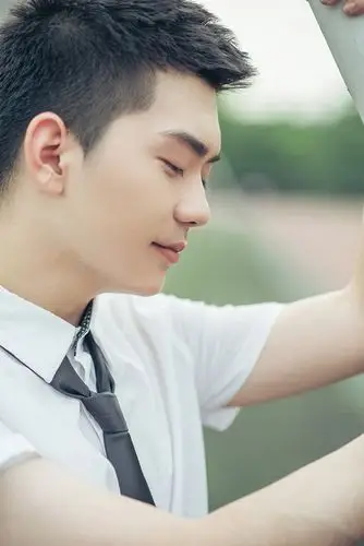 《遗·夏》——一组男生校园写真,希望大家喜欢