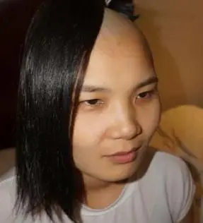 马路边剃光女子58公分秀发狠狠爱李4096