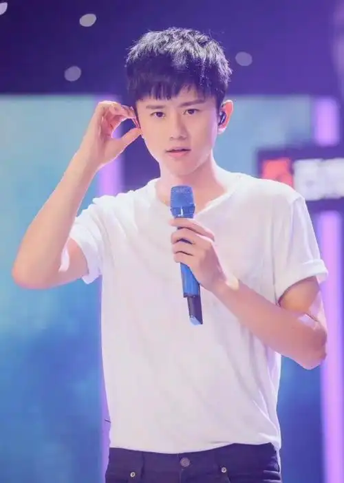 张杰发长文纪念逆战十周年被用为明日战记片尾曲