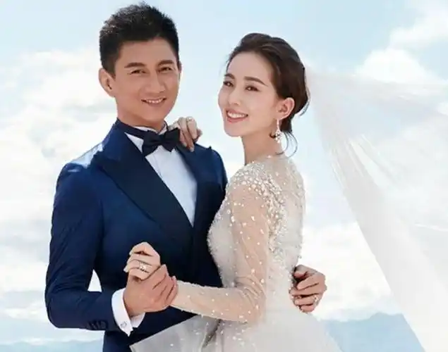 赵丽颖多大结婚的明星赵丽颖的婚纱照