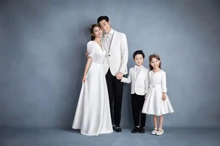 东莞约拍  #广州约拍  #写真分享  #全家福  #仪式感婚纱照  #亲子