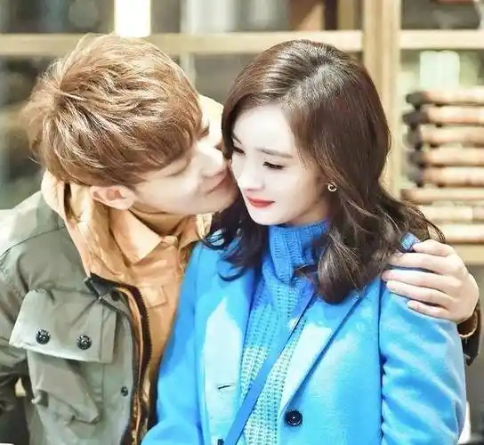 原创张雪迎直言女星不愿和黄子韬拍吻戏原来杨幂没说谎