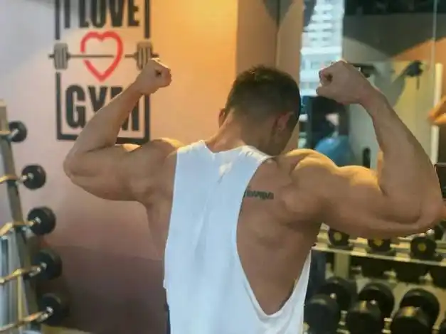 肌肉|李现|腹肌|胸肌|成都市_网易订阅