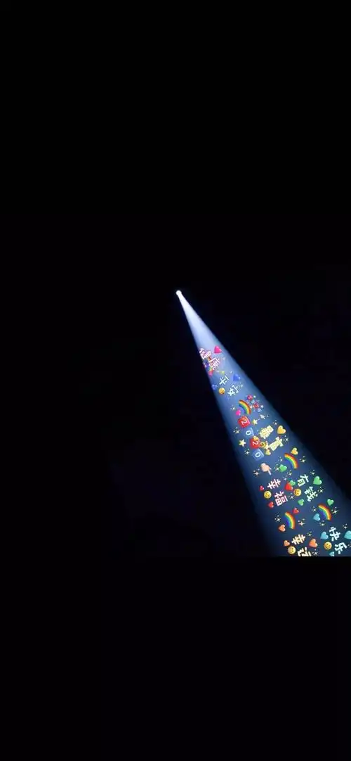 抖音壁纸最近很火的一束光