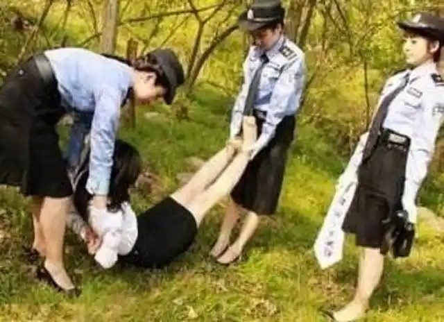 死刑犯行刑时,打头和打心脏,谁更难受?