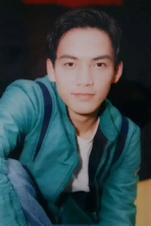 钟汉良17岁学生照##钟汉良夏日少年派