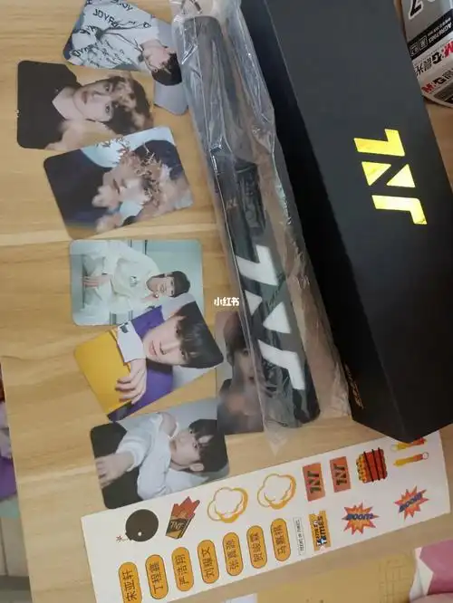 时代少年团应援棒急出回血