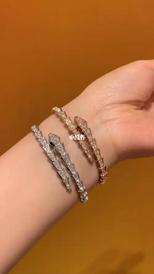 宝格丽经典手镯还数这款呀#宝格丽手镯  #宝格丽  #蛇手镯  #宝格丽