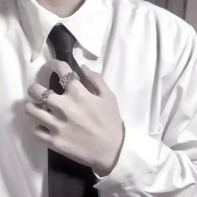 半身控男生白衬衫头像高清帅气的白衬衫男头像不露脸图片