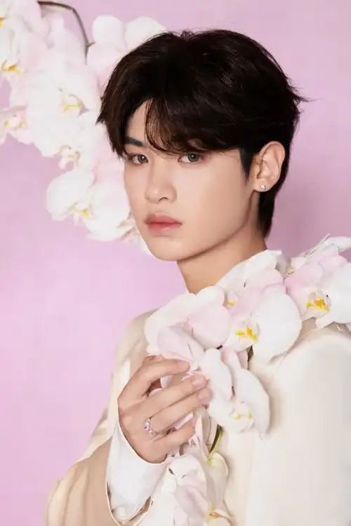 美诺2024全球新品发布会##黄明昊美诺品牌全球代言人##粉我底色实力