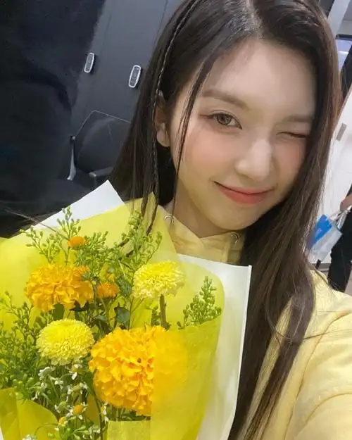 因为是拍照 所以想上传02请多多喜爱dice cool!