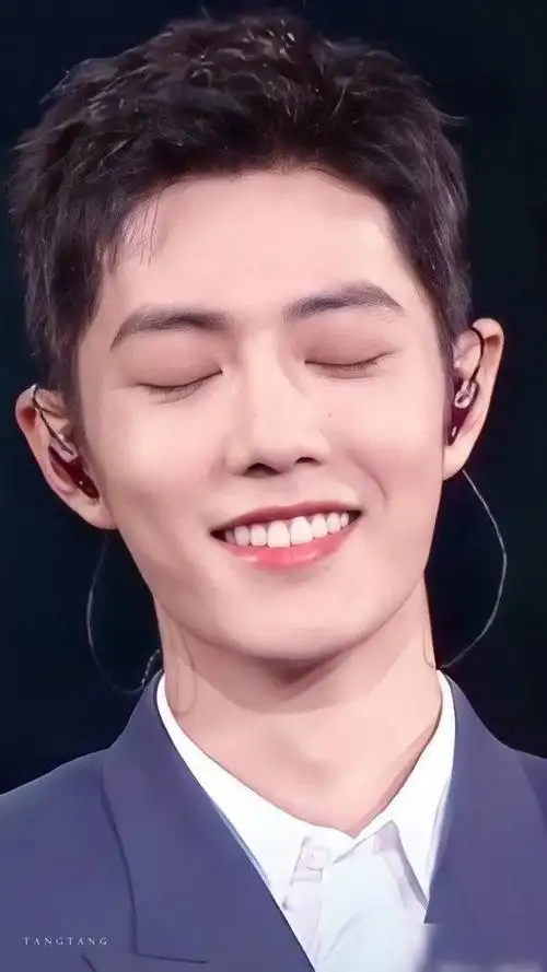 肖战6字总结2020,寸头拍新宣传片|发型|你我_网易订阅