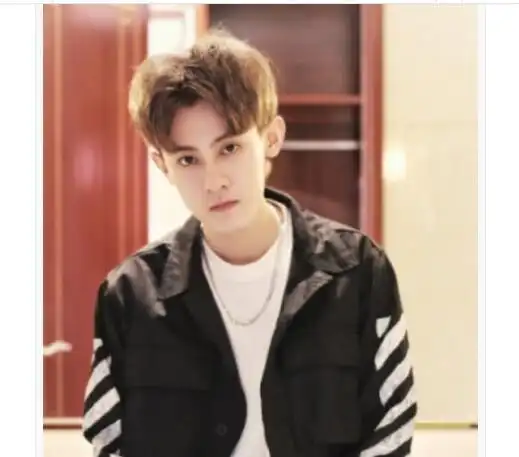 桃心刘海怎么弄 男生桃心刘海弄法步骤_刘海发型_西子美发网