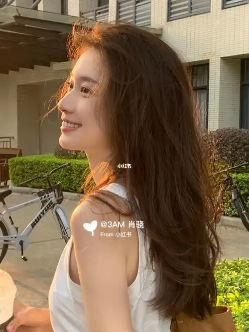 不用漂的焦糖粉棕色真的太温柔啦_粉棕色_显白_染发_新天地攻略_夏天