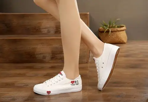 大童儿童鞋子夏秋女童女孩子小学生布鞋帆布板鞋12-16岁白鞋 白色