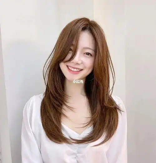 女神必备发型中长发韩式烫发没有抵抗力凸