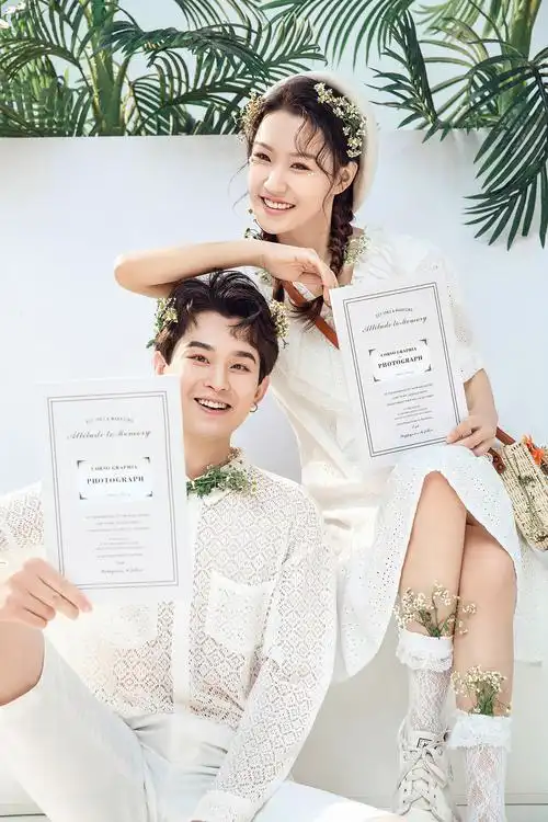 自由数码培训陈畅的婚纱摄影作品《小清新内景样片》